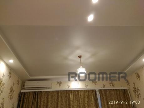 Rent one-room apartment on Bazarnaya, Odessa - apartment by the day
