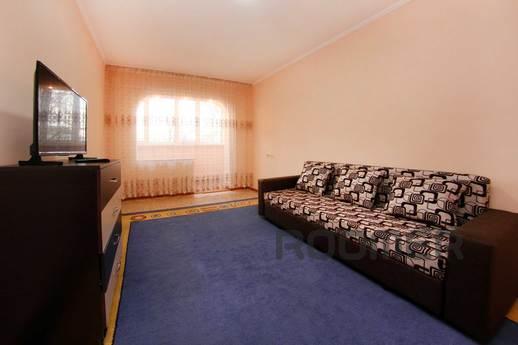 Spacious and comfortable apartment in Al, Алмати - квартира подобово