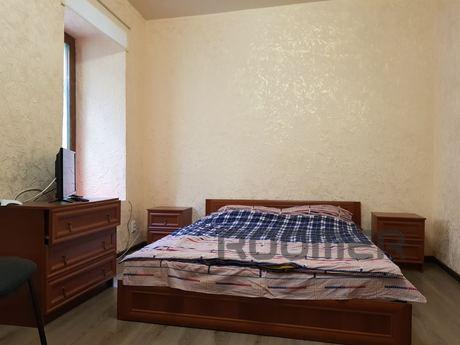 Daily in Odessa railway station center, Odessa - apartment by the day