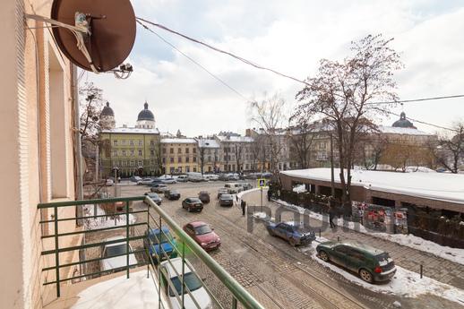 KOSACH Mikhailo Mikhailovich, Lviv - apartment by the day