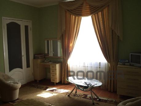 Відмінна 1 кімн. квартира у милому Одеському дворику на Дери