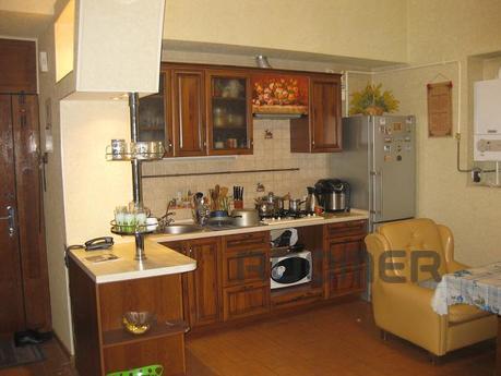 Rent an apartment for rent in the center, Odessa - apartment by the day
