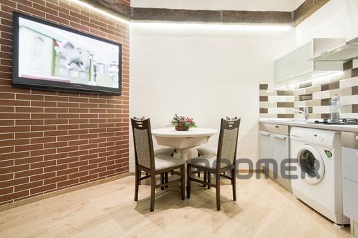 Very quiet and cozy apartment in the historic center of the 