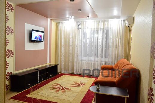 Rent an apartment in Dnepropetrovsk, Ukraine. 
Pasteur Stree