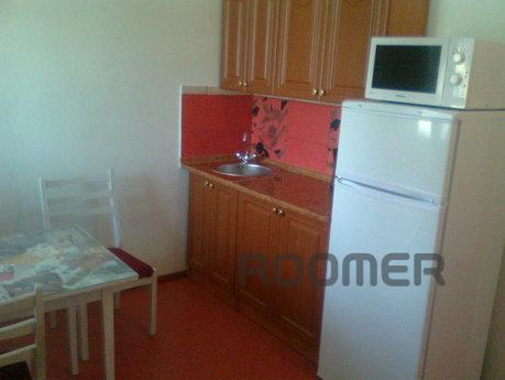 rent one-bedroom flat, newly refurbished, heated floors, ind