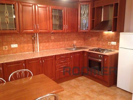 3 rooms. apartment for daily rent in Uzh, Uzhhorod - apartment by the day
