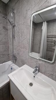 Lisoviy Avenue, Serts Institute, metro station, Kyiv - apartment by the day