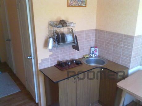 Clean and cozy warm apartment, Odessa - apartment by the day