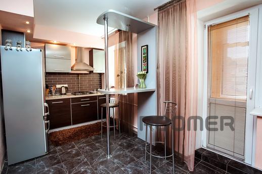 Rent! 1BR apartment in the heart of the city (hotel Ukraine)