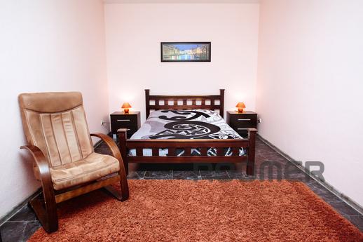 Apart. for daily rent. Euro, center, Chernihiv - apartment by the day