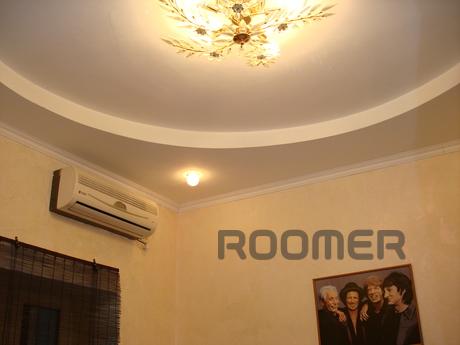 rent one-bedroom apartment in Yalta, Yalta - apartment by the day
