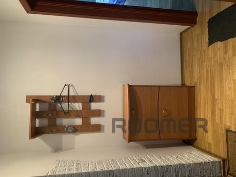 Studio in center of Yalta with parking, Yalta - apartment by the day