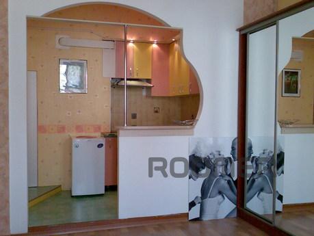 Apartment-studio in Odessa, daily., Odessa - apartment by the day
