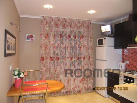stylish apartment near the sea, Odessa - apartment by the day