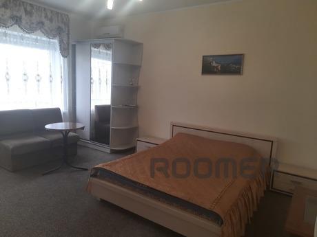 Own apartment in the wreck of the Zhitny Market, all applian