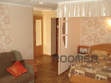 1 BR. renovated apartment in the city center. Repair of 2012