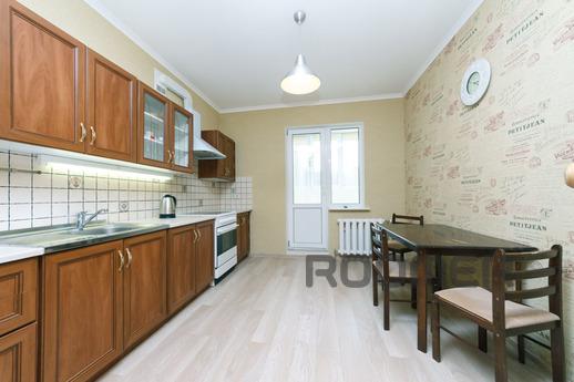 New apartment in Urlovskaya, Kyiv - apartment by the day