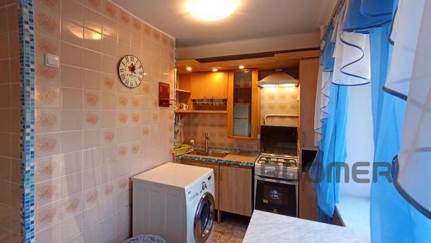 4-BR apartment with 3 bedrooms, Kyiv - apartment by the day