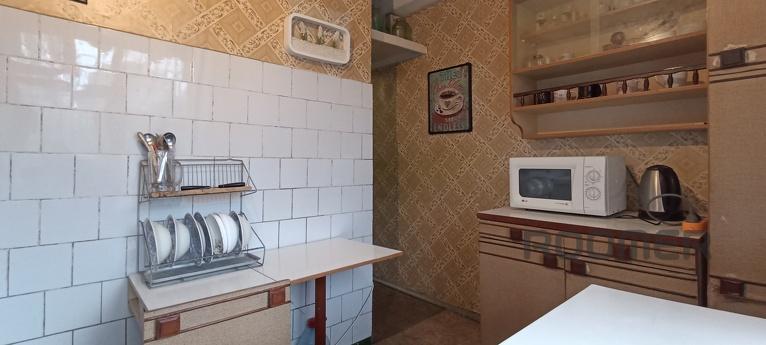 3-room o Left-bank, Kyiv - apartment by the day