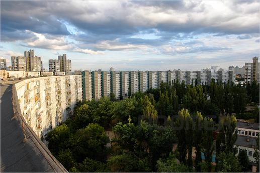 300 метрів від метро Дарниця, Київ - квартира подобово