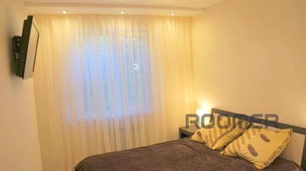 Odessa. 2 room apartment in Arcadia, Odessa - apartment by the day