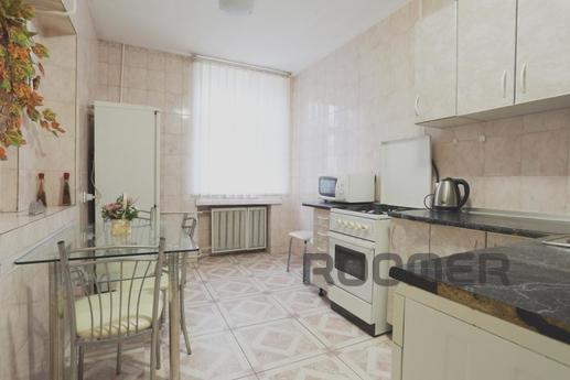 3-bedroom 5min. from Independence Square, Kyiv - apartment by the day