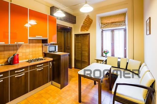I rent 2k sq. Copernicus Street, Lviv - apartment by the day