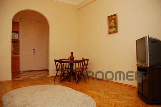 2BR for daily rent in the Center, Kyiv - apartment by the day