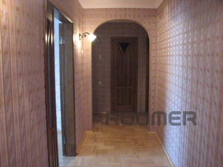 3 bedroom apartment in Boryspil, Boryspil - apartment by the day