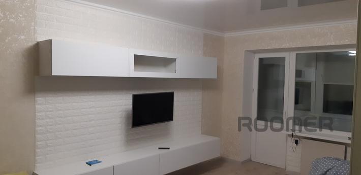 Bright apartment in the city center, Nova Kakhovka - apartment by the day