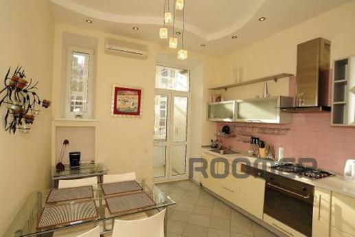 An apartment for rent, Kyiv - apartment by the day