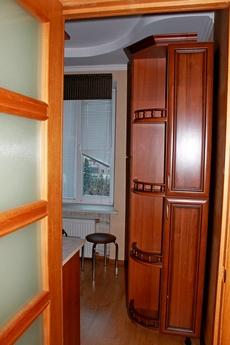 1 room suite, center, view of the MacDon, Cherkasy - apartment by the day
