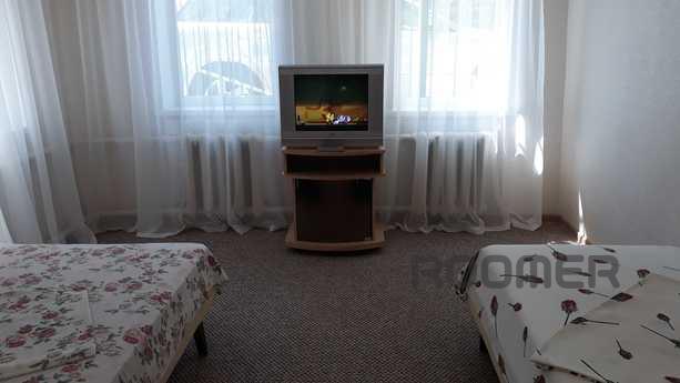 House 5 minutes from the sea, Odessa - apartment by the day