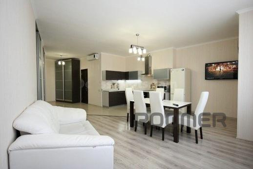 This two-bedroom apartment is located on the 8th floor of a 