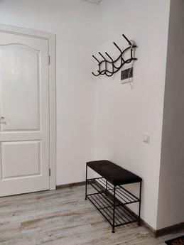 Studio apartment with designer renovatio, Vyshneve - apartment by the day