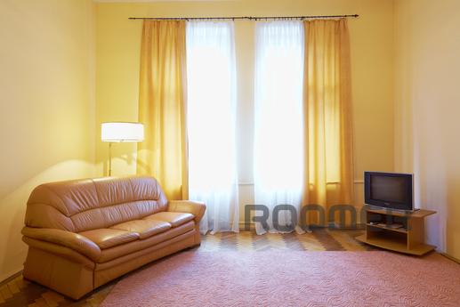 Rent in the center of the city. *15 minutes. on / from train