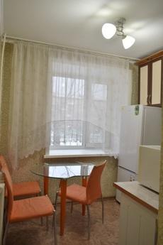 cozy 2 room square on A. Baimukanova 118, Кокшетау - квартира подобово