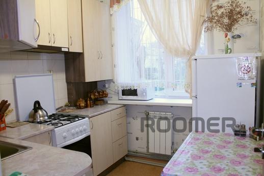 2 bedroom apartment for rent, Berdiansk - apartment by the day