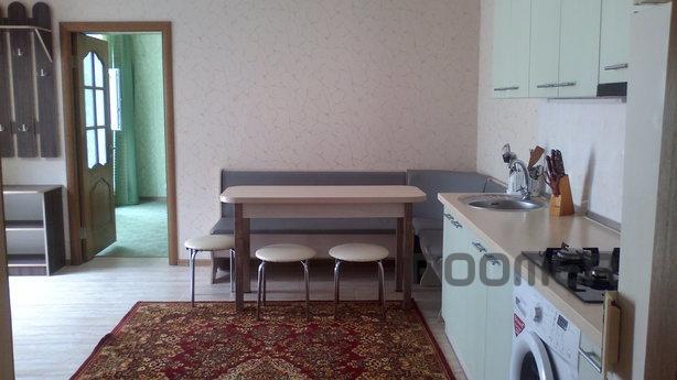 Rent 2-bedroom house with private courty, Yevpatoriya - apartment by the day