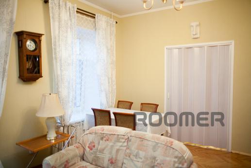 3 bedroom apartment in the Center, Saint Petersburg - apartment by the day