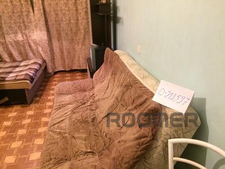 The apartment is on the hostess in the F, Saint Petersburg - apartment by the day