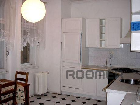 БЕЗ КОМІССІЙ.Посуточная і погодинна оренда. Будь-яка кількіс