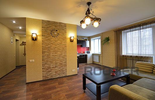 Best apartment in Dnepropterovske!, Dnipro (Dnipropetrovsk) - apartment by the day