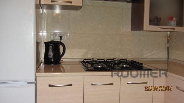 3-bedroom apartment with  perfect repair, Chernihiv - apartment by the day