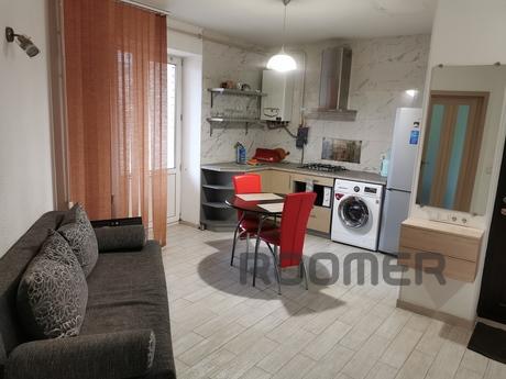Studio apartment with one bedroom center, Chernihiv - apartment by the day