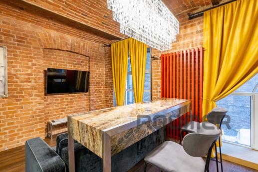 Loft on Tchaikovsky, Saint Petersburg - apartment by the day