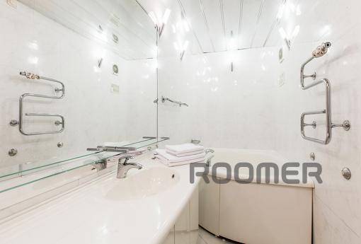 hth24 apartmeпts, parking, Nevsky pr., Saint Petersburg - apartment by the day