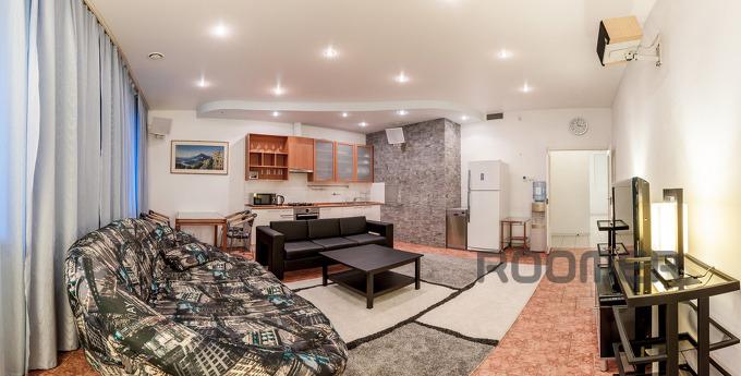 hth24 apartmeпts, parking, Nevsky pr., Saint Petersburg - apartment by the day