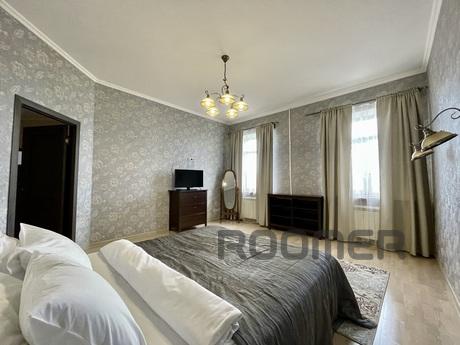 Apartment overlooking the Fontanka River, Saint Petersburg - apartment by the day