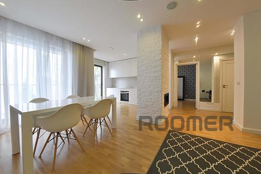 For rent 2 bedroom apartment in the city center. Walking dis